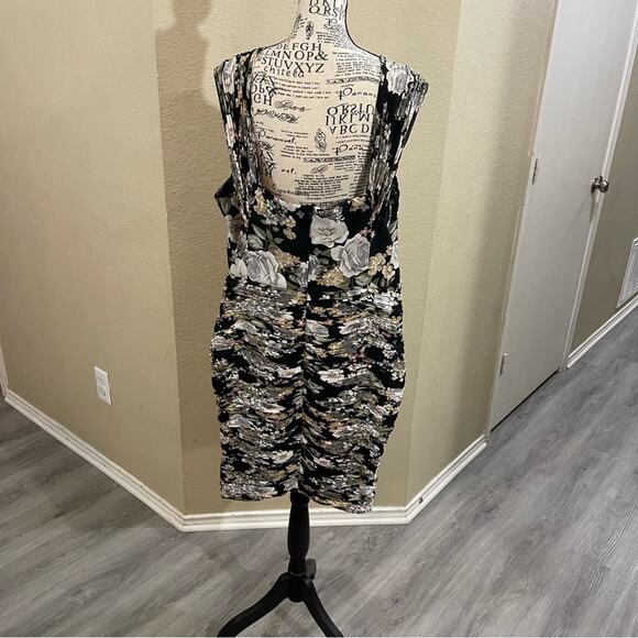 Lavish Alice dress plus size 18 NEW‎ - Picture 5 of 12